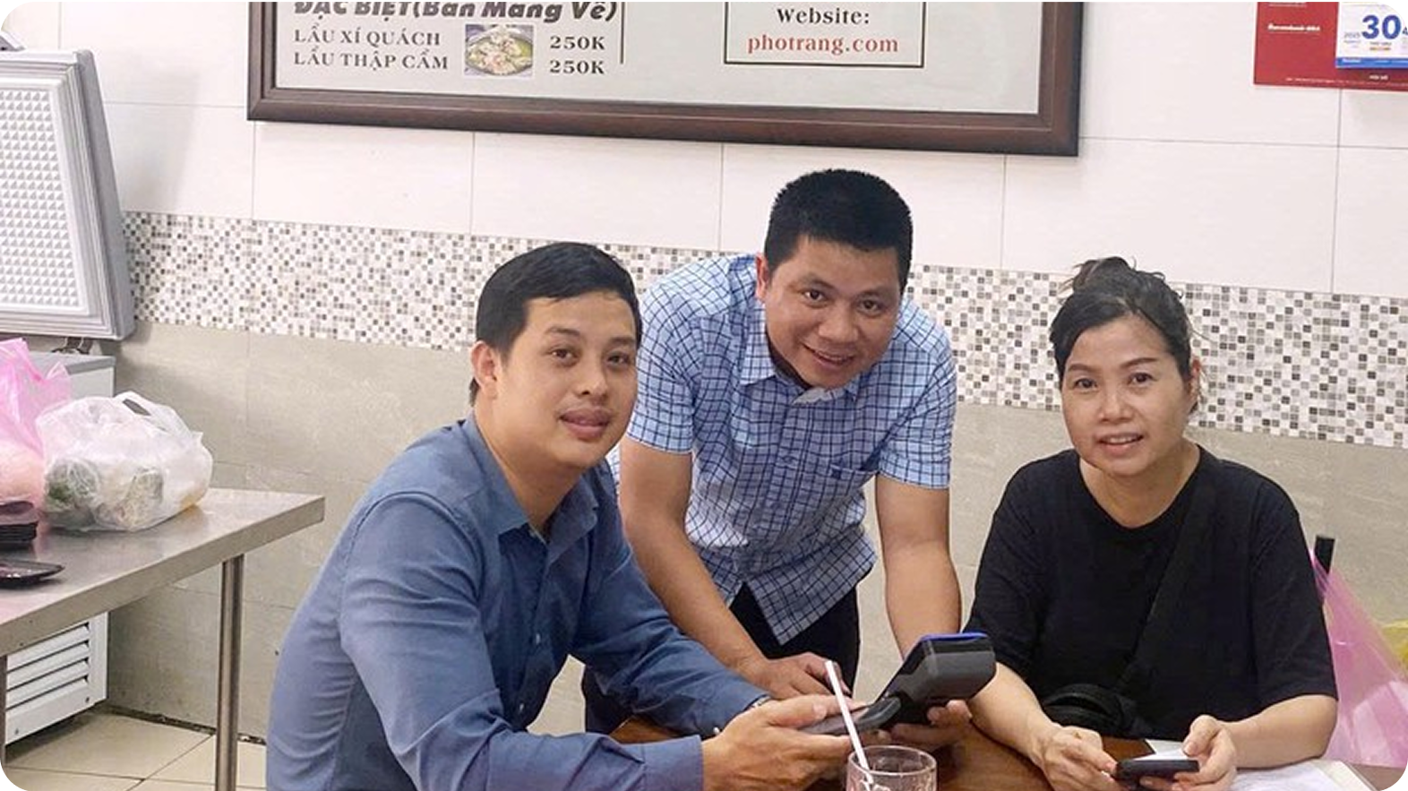 Gấp rút hỗ trợ hộ kinh doanh triển khai hóa đơn điện tử.